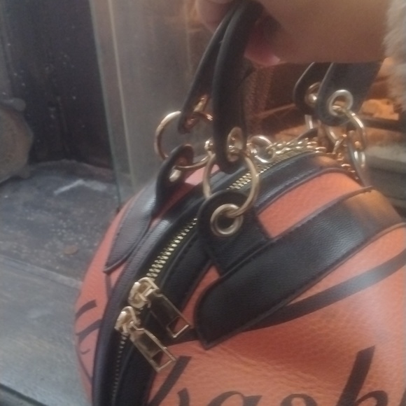 Bag - Picture 2 of 4